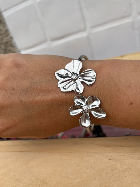 Bracelet fleur acier inoxydable
